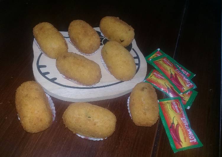 KROKET KENTANG plus SUKUN (isi ayam)