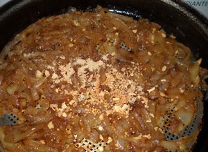 Una foto de Cebolla caramelizada con mucho aroma y sabor