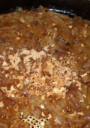 Una foto de Cebolla caramelizada con mucho aroma y sabor