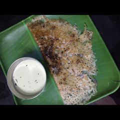 A picture of Rava dosa.