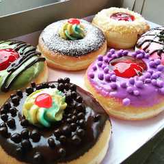 A picture of Donat kampung.