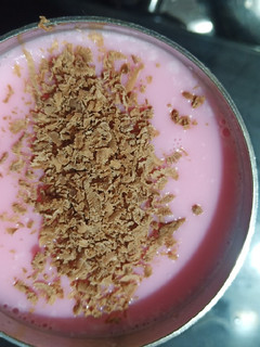 સ્ટ્રોબેરી મિલ્કશેક (Strawberry milkshake recipe In Gujarati) રેસીપી મુખ્ય ફોટો