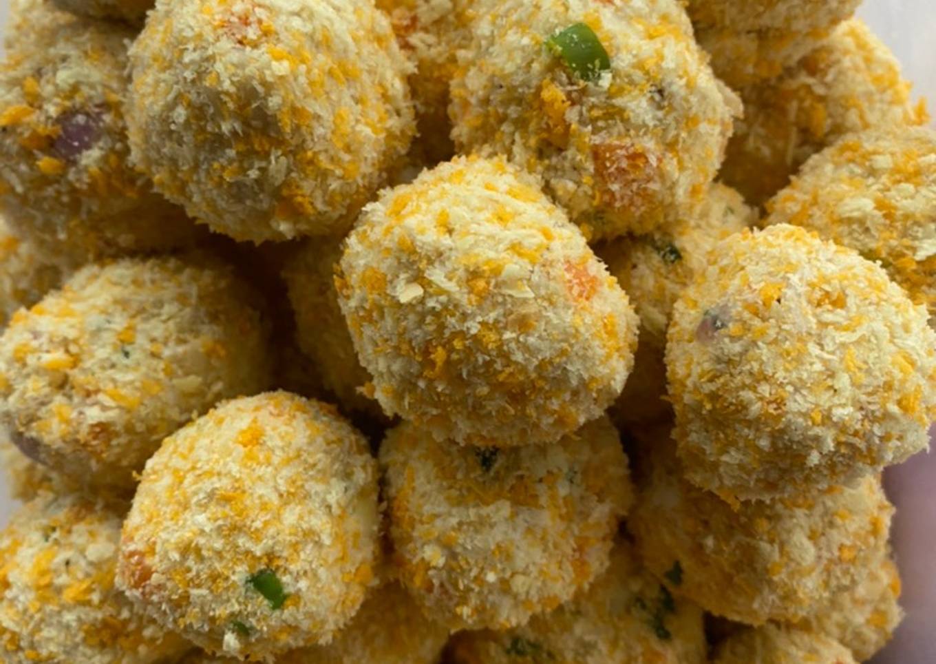 Bola-Bola Ayam Keju