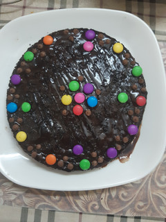 ઓરીયો બોન કેક(oreo bon bon cake in Gujarati) રેસીપી મુખ્ય ફોટો