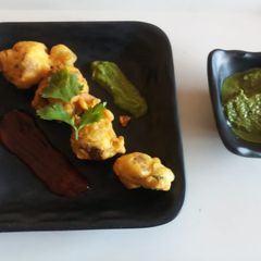 A picture of Cauliflower fritters.