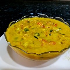 A picture of Methi malai matar ki sabzi.