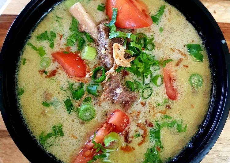 Simple Way to Prepare Speedy SOTO BETAWI KUAH SANTAN (SPICED SOUP)