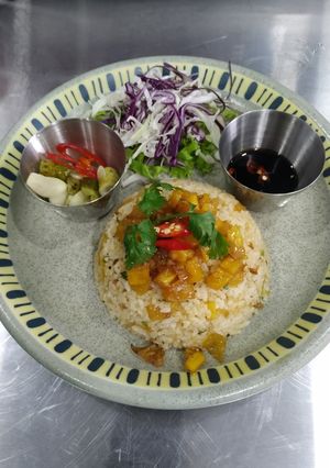 Hình của món Cơm chiên thơm.