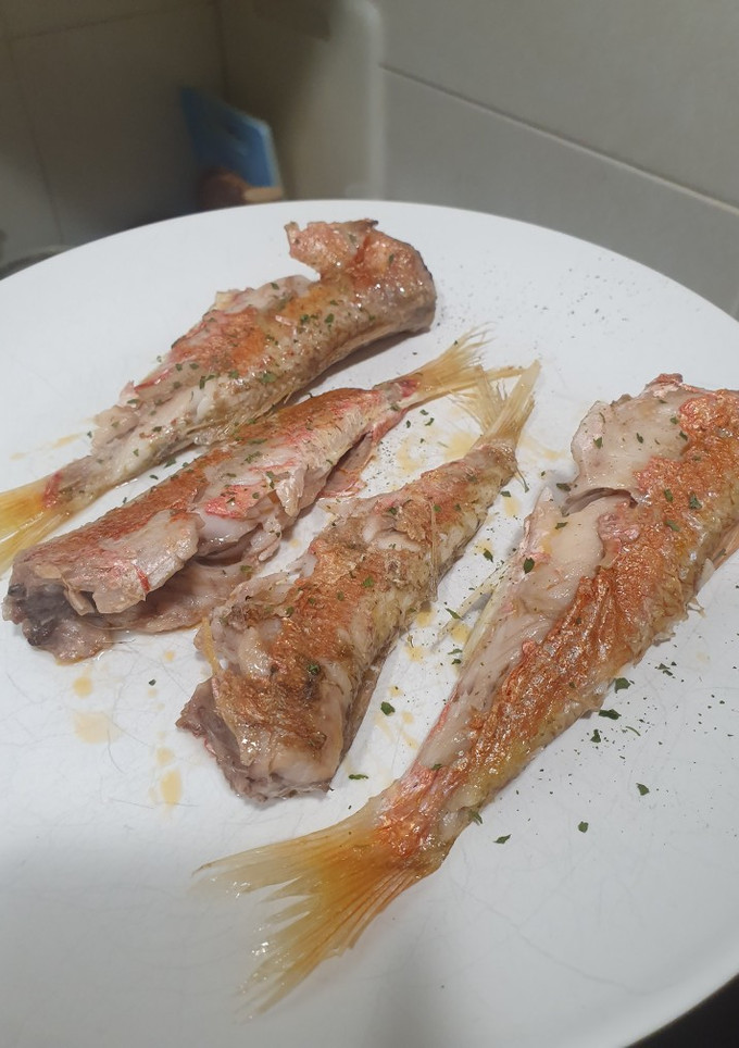 Una foto de Salmonetes a la plancha