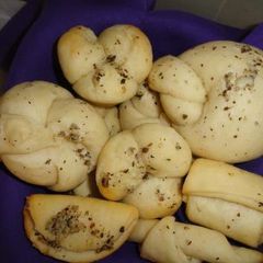 A picture of Shaped Dinner Rolls.