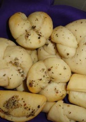 A picture of Shaped Dinner Rolls.