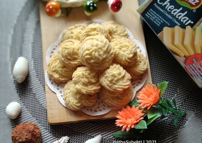 Bagaimana Membuat Sagu Keju Anti Gagal