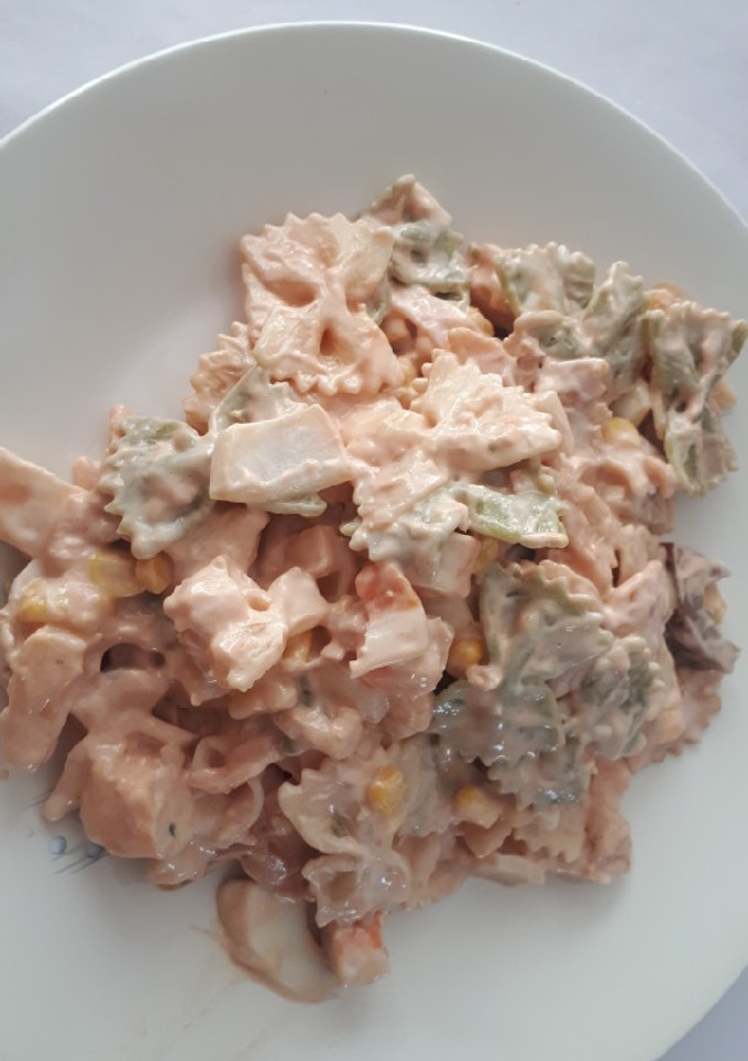 Una foto de Ensalada de marisco🥗