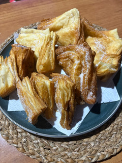 Una foto de Pasteles Hojaldrados de Dulce de leche