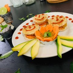 A picture of Pav Bhaji Burger.