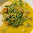 Gulai daun pakis dan kerang