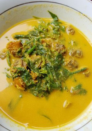 Foto resep Gulai daun pakis dan kerang