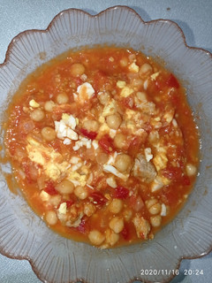 Una foto de Garbanzos guisados con carne