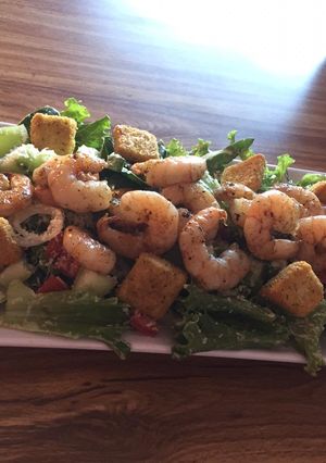 Una foto de Ensalada de camarón