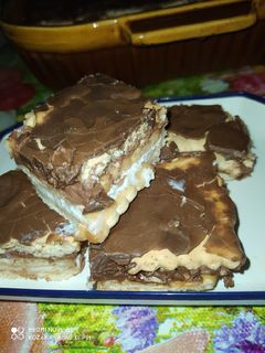 Tejfölös kekszes süti recept fotója