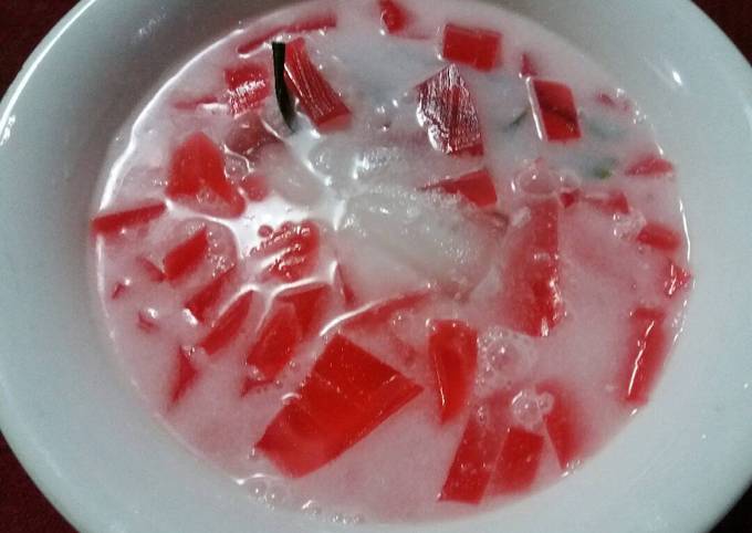 Resep ES Agar-Agar Kuah Santan oleh Ema Rohmawati - Cookpad