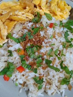 Foto resep Nasi goreng putih plus kim chi