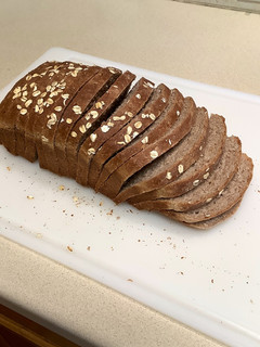 A picture of Oatnut Sandwich Bread.
