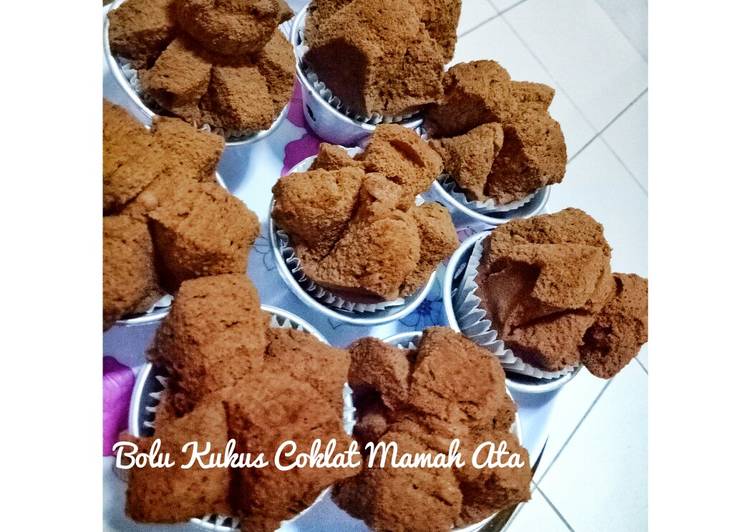 Bagaimana Menyiapkan Bolu kukus coklat yang Sempurna
