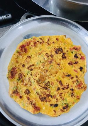 બેસન પુડલા (Besan Pudla Recipe In Gujarati) રેસીપી મુખ્ય ફોટો