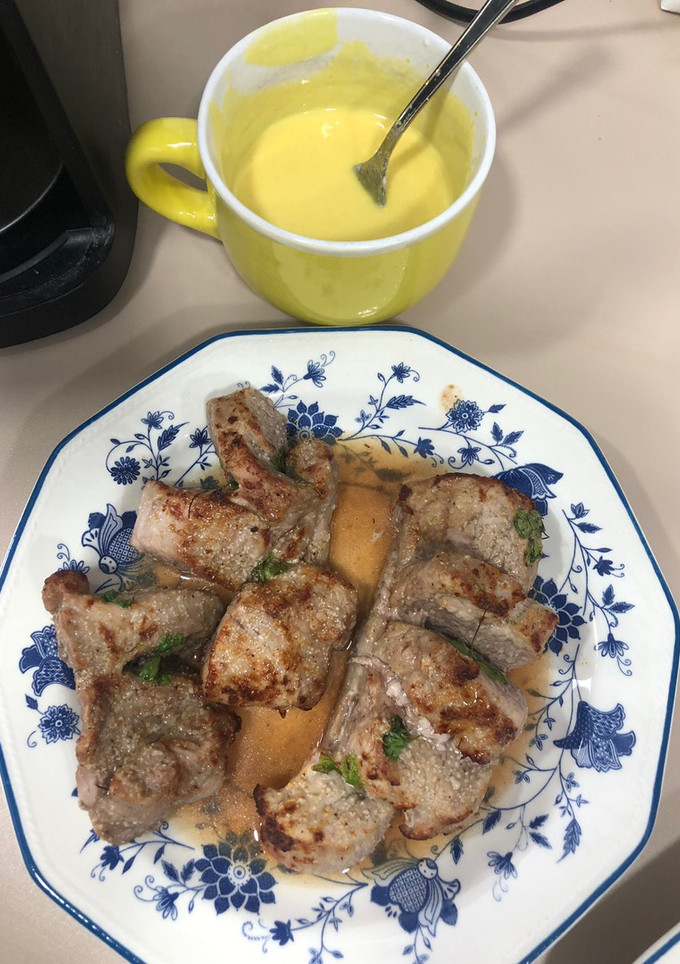 Una foto de Solomillo de cerdo con salsa de miel y mostaza