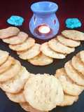 Crispy Maida Rava Puri (perfect evening snack)