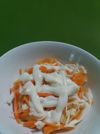 Cara Simple Menyiapkan Resep  Salad Duo Simple (wortel &amp; kol) yang Bikin Ngiler, Lezat