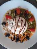 Burrata de hummus picante y pesto