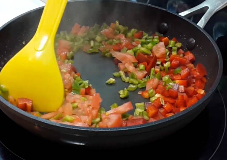 Simple Way to Prepare Appetizing Sofrito
