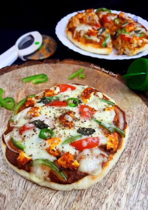 A picture of Veg Pan Pizza.