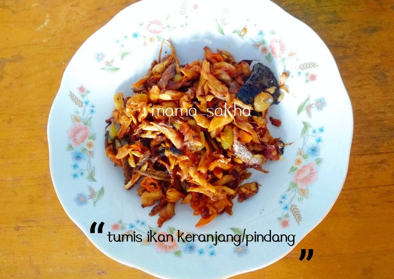 Tumis ikan keranjang/pindang
