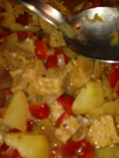 Una foto de Tempeh estofado con verduras