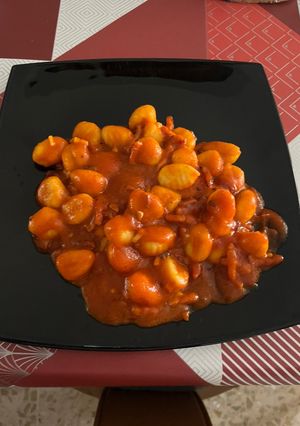 Una foto de Gnocchi Amatriciana