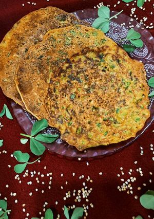 A picture of Millet masala pancakes.