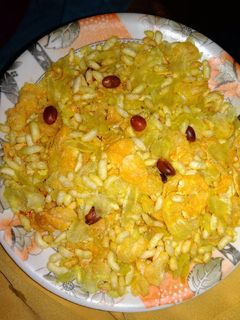 मुरमुरा नमकीन (Murmura Namkeen recipe in hindi) रेसिपी मुख्य फोटो