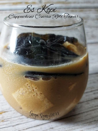 Cara Mudah Membuat Resep Es Kopi Cappuchino Cincau Roti Tawar yang Uenak Anti Ribet, Mantap
