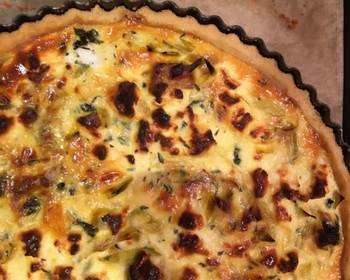 Easy Serving Recipe Roasted squash and goat cheese quiche Delicious Steady