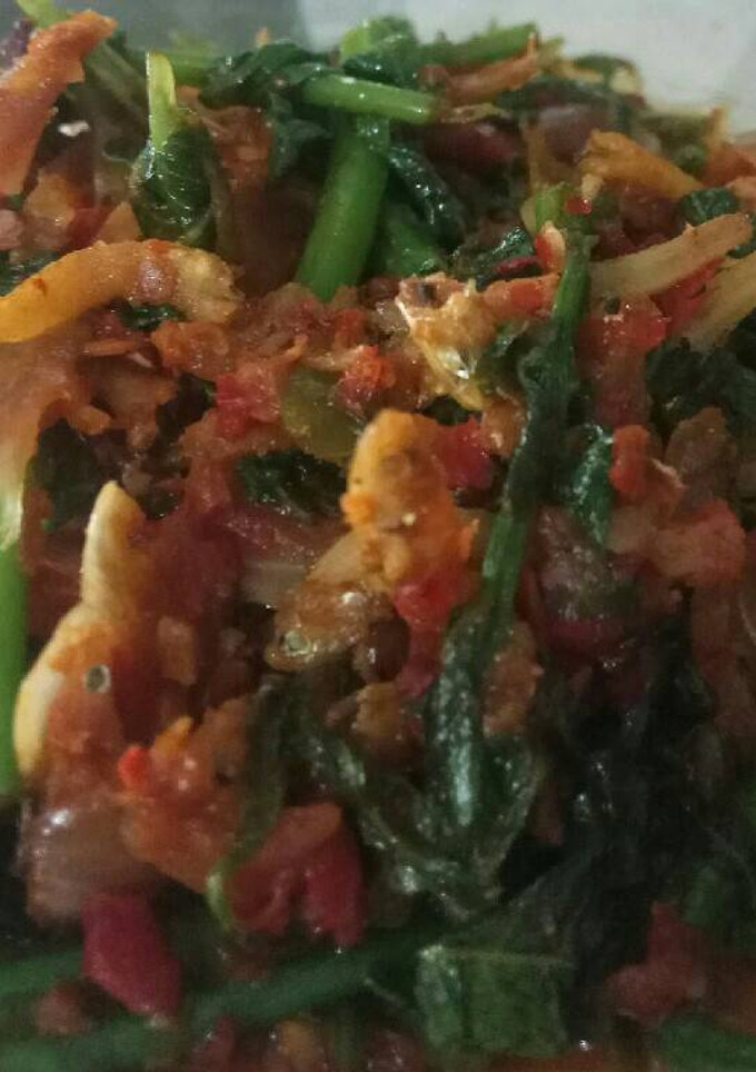 Foto resep Tumis pakis (paku) ikan teri