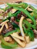 Green pepper, bamboo-shoot and pork stir-fry