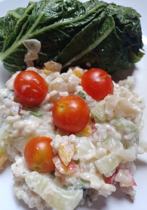 Una foto de Ensalada de arroz y hakusay