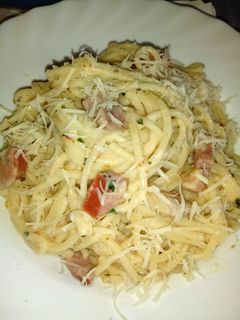 Tejszínes-füstöltsajtos tészta recept fotója