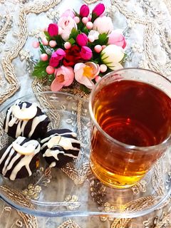 عکسی از دستور خرما مغزدار شکلاتی