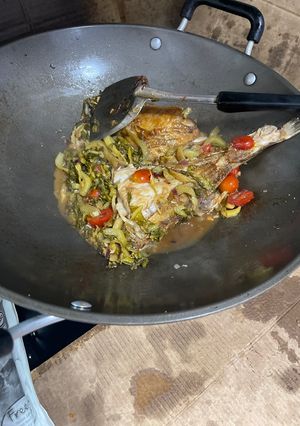 A picture of Leatherjacket with salted veggie.