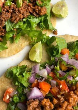 Shawarma mai nama da latas ainihin hoton girkin
