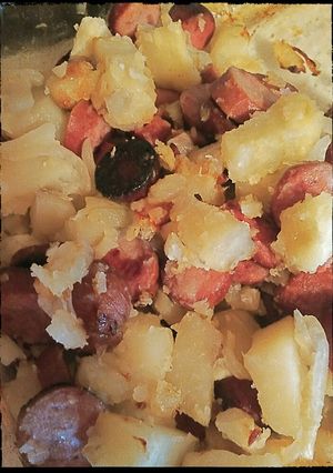 A picture of Meat & Potato Caserole.
